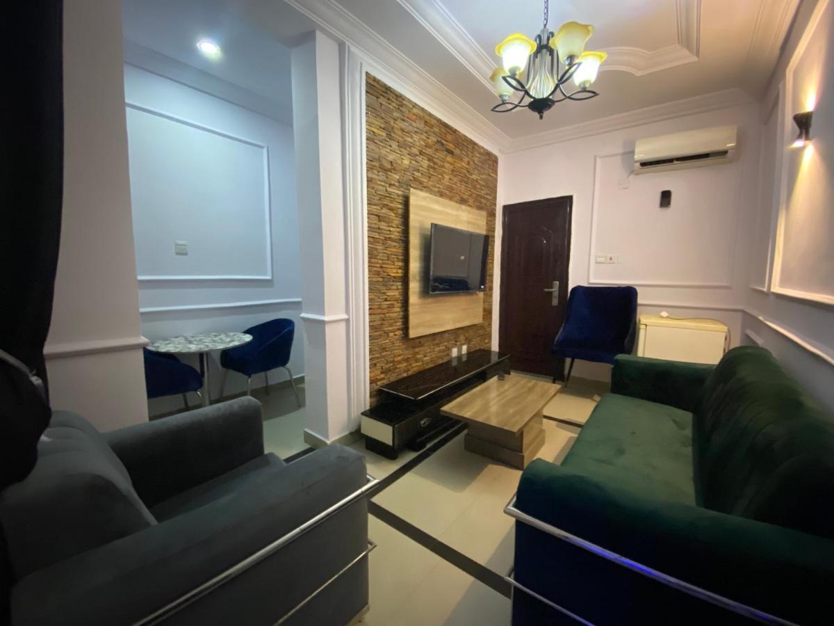 Villa Palazzo Hotel And Apartments إيكجا المظهر الخارجي الصورة